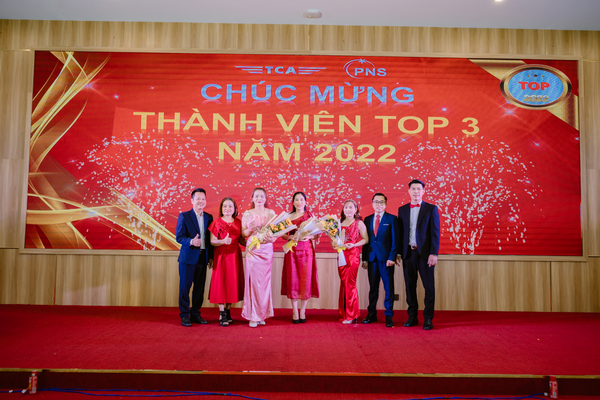Bà Bùi Thị Hải – Giám đốc kinh doanh TCA một trong những Thành viên được vinh danh trong chương trình
