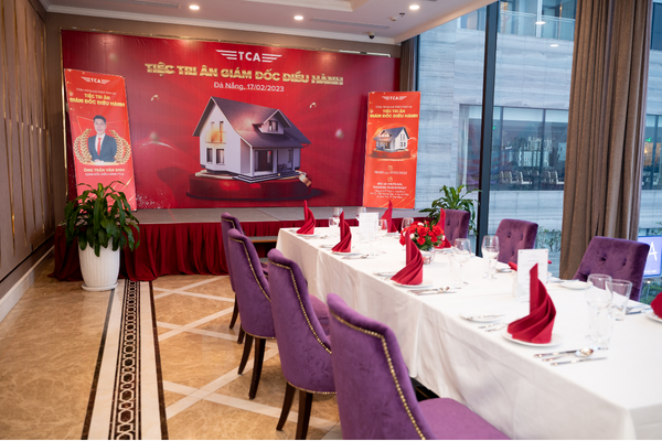 Buổi tiệc được tổ chức với không gian ấm cúng tại khách sạn 5 sao Melia Vinpearl Đà Nẵng