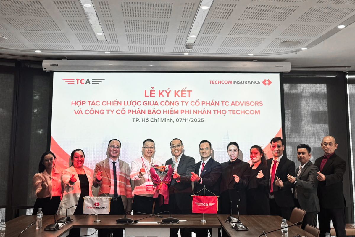 TechcomInsurance 1 TCA VÀ TECHCOM INSURANCE VIỆT NAM KÝ KẾT THỎA THUẬN HỢP TÁC PHÂN PHỐI SẢN PHẨM BẢO HIỂM PHI NHÂN THỌ